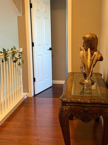 475 Santa Barbara St, Los Banos, CA 93635