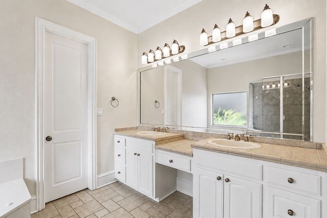 812 White Buffalo Lane, Heath, TX 75032