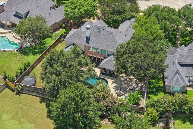 812 White Buffalo Lane, Heath, TX 75032