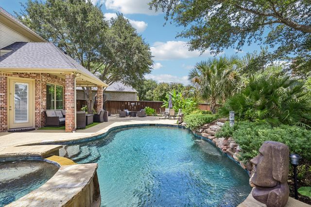 812 White Buffalo Lane, Heath, TX 75032