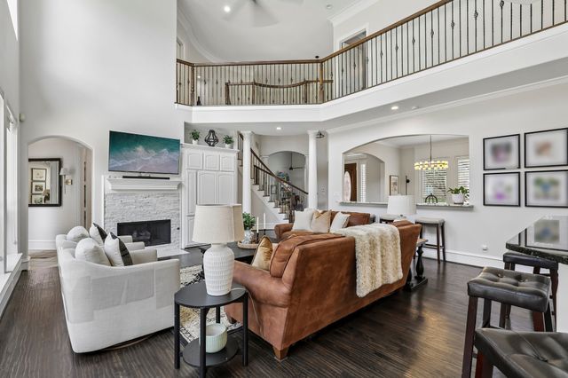 812 White Buffalo Lane, Heath, TX 75032