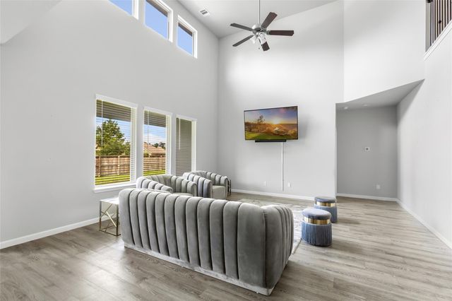 18215 Bayonne Channel Court, Houston, TX 77044