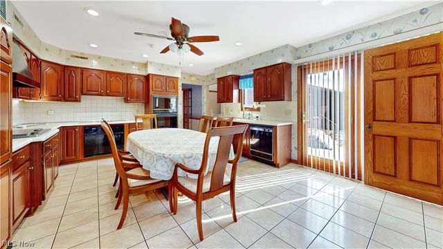 15689 Prospect Road, Strongsville, OH 44149