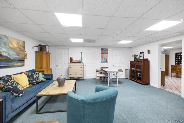 30823 Palmer Drive, Novi, MI 48377