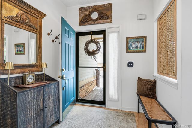 30823 Palmer Drive, Novi, MI 48377