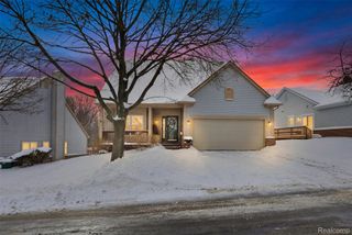 30823 Palmer Drive, Novi, MI 48377