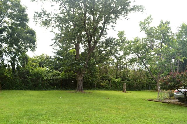 3133 Oak Ridge Dr, Nashville, TN 37207