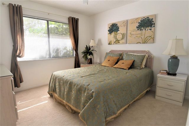 1712 GLENHOUSE DRIVE GL417, Sarasota, FL 34231