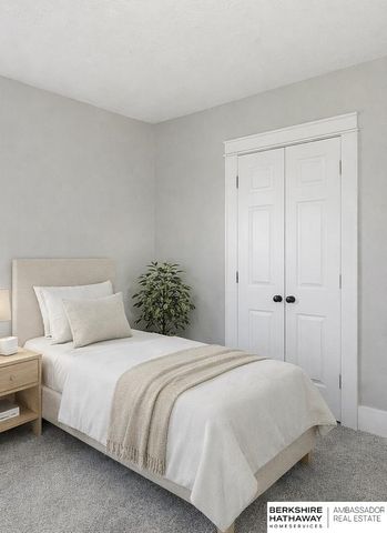 3220 N 69 Street, Omaha, NE 68104