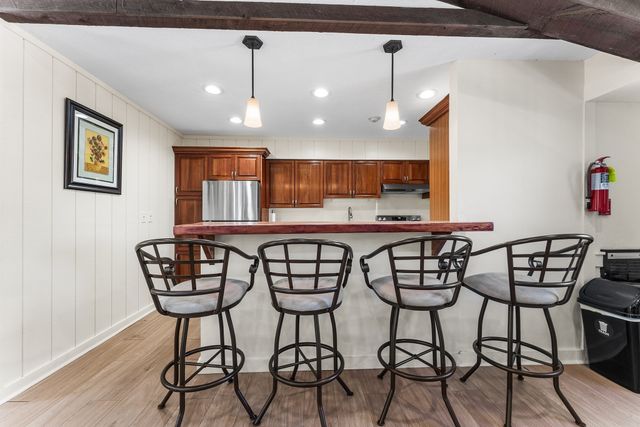 12 Royal Lake 8, Braintree, MA 02184