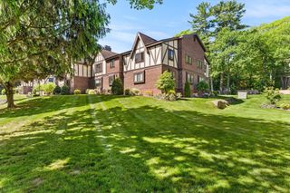 12 Royal Lake 8, Braintree, MA 02184