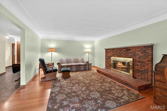 522 Chartier Drive, St Louis, MO 63135
