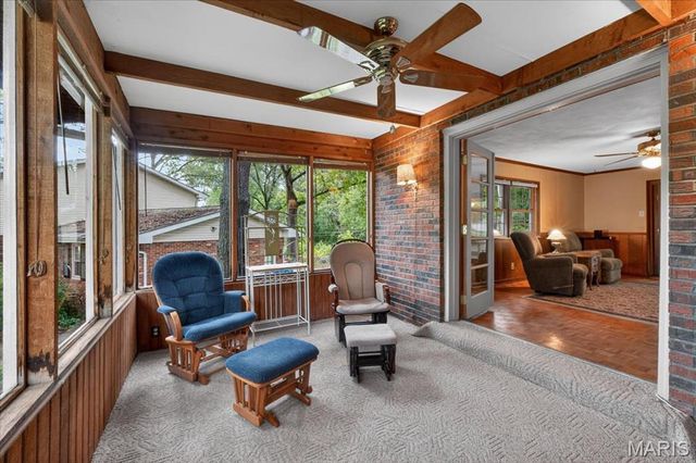 522 Chartier Drive, St Louis, MO 63135