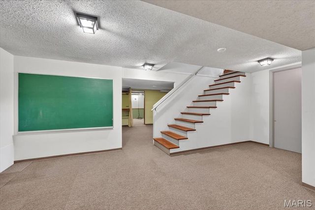 522 Chartier Drive, St Louis, MO 63135