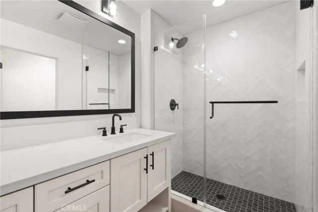 1101 Catania Court 202, Encinitas, CA 92024