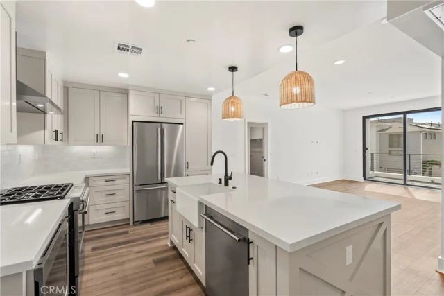 1101 Catania Court 202, Encinitas, CA 92024