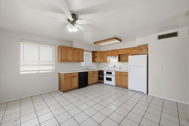 9329 N 44TH Avenue, Glendale, AZ 85302
