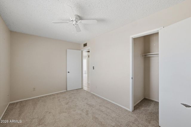 9329 N 44TH Avenue, Glendale, AZ 85302