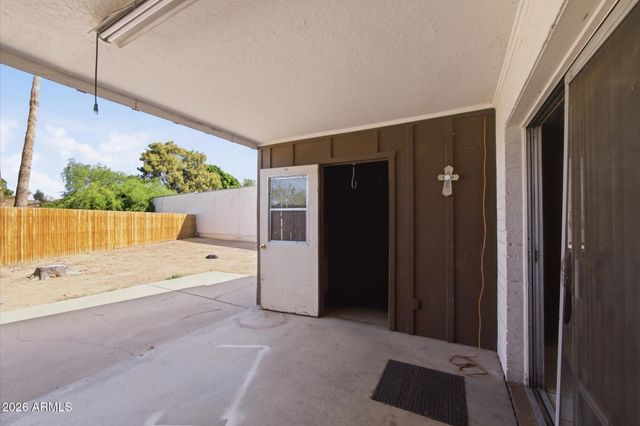 9329 N 44TH Avenue, Glendale, AZ 85302