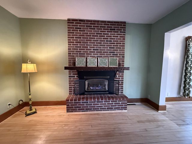 135 E Snelling Avenue, Appleton, MN 56208