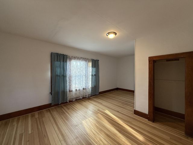 135 E Snelling Avenue, Appleton, MN 56208