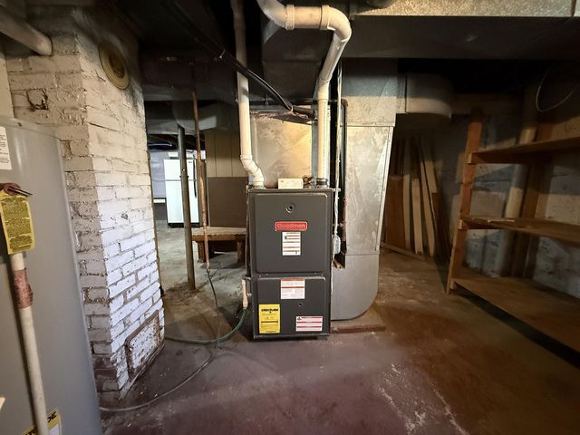 135 E Snelling Avenue, Appleton, MN 56208