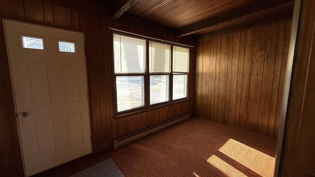 135 E Snelling Avenue, Appleton, MN 56208