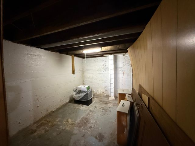 135 E Snelling Avenue, Appleton, MN 56208