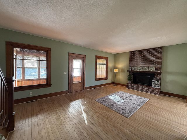 135 E Snelling Avenue, Appleton, MN 56208