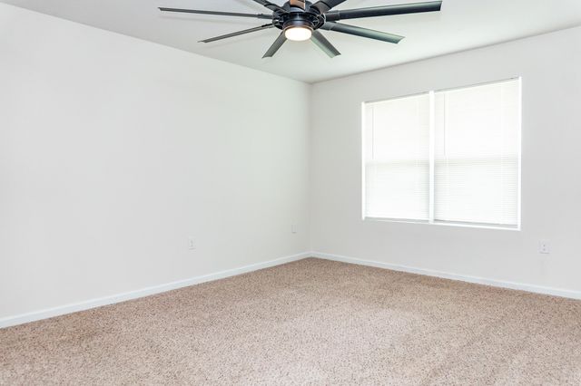206 Laurel Hl Street, Crestview, FL 32539