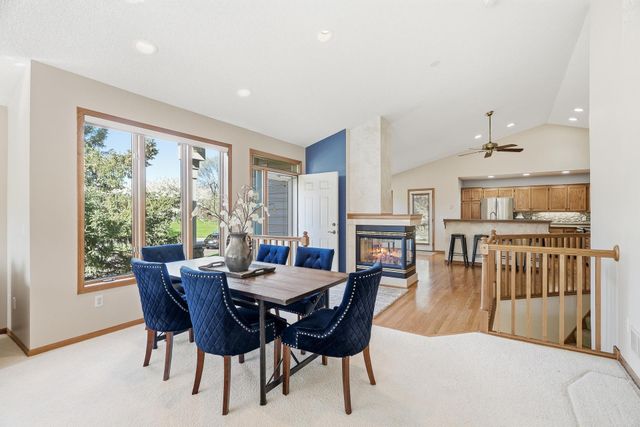 8821 Stonebrooke Court, Woodbury, MN 55125