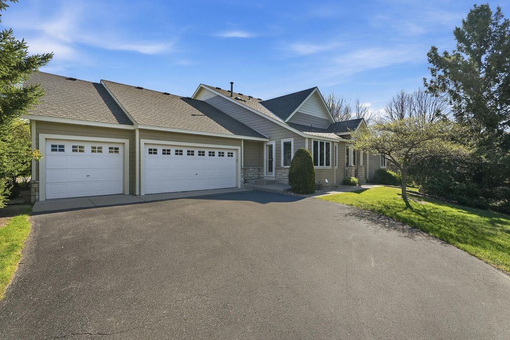 8821 Stonebrooke Court, Woodbury, MN 55125 — photo 2