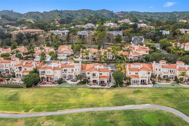 40 Via Barcaza, Coto De Caza, CA 92679