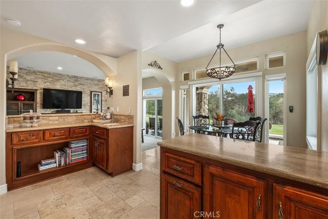 40 Via Barcaza, Coto De Caza, CA 92679