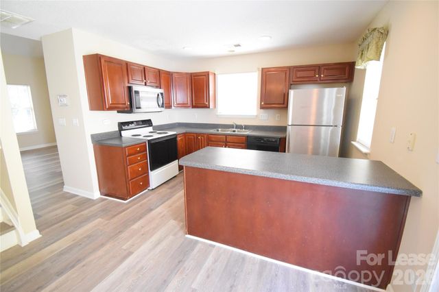 1814 Birch Heights Court, Charlotte, NC 28213