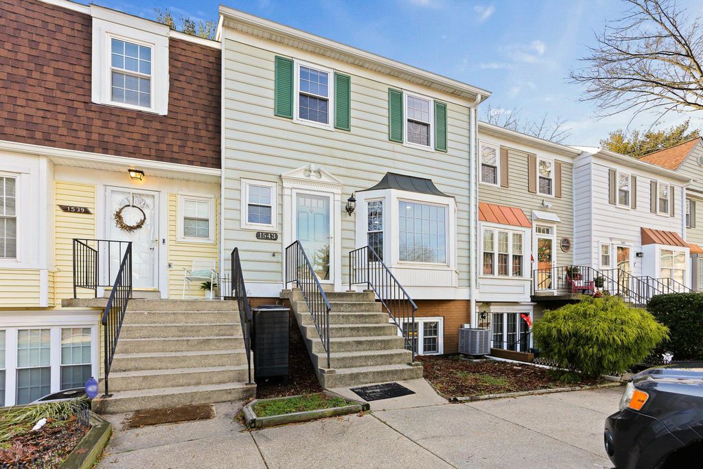 Image 1 of property listing at 1543 MARLBOROUGH, Crofton, MD 21114