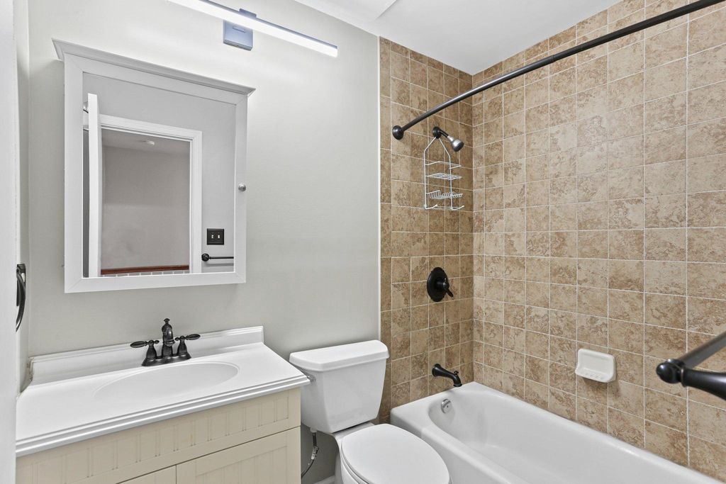 Image 13 of property listing at 1543 MARLBOROUGH, Crofton, MD 21114