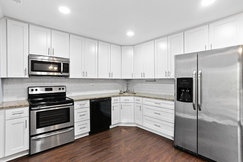 Image 4 of property listing at 1543 MARLBOROUGH, Crofton, MD 21114