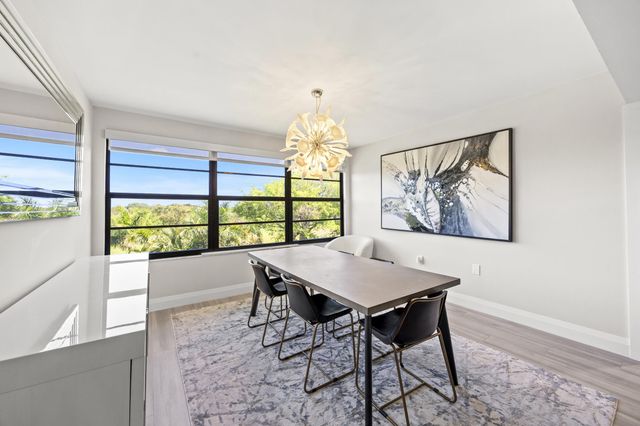 6061 Balboa Circle 403, Boca Raton, FL 33433