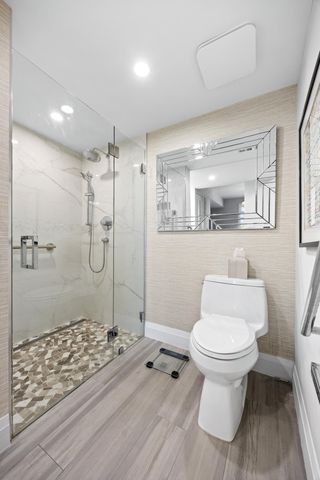 6061 Balboa Circle 403, Boca Raton, FL 33433