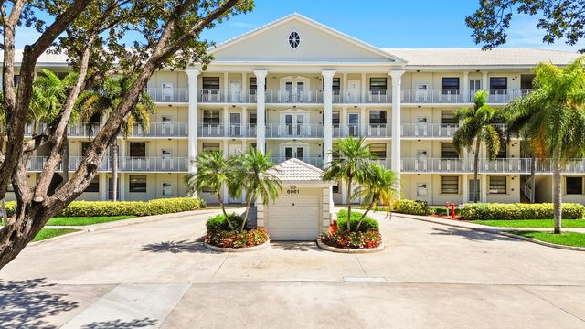 6061 Balboa Circle 403, Boca Raton, FL 33433