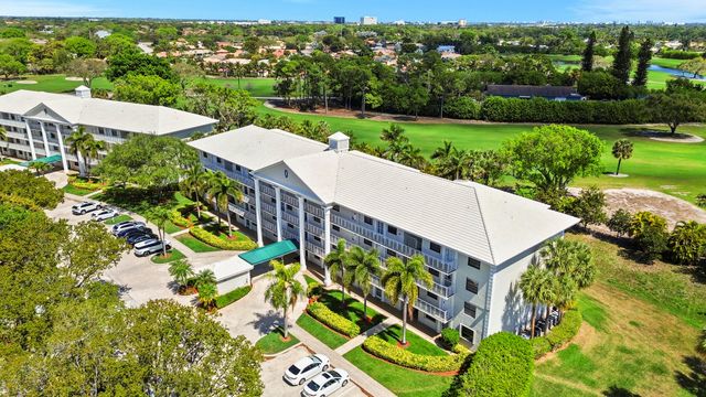 6061 Balboa Circle 403, Boca Raton, FL 33433