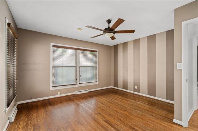 8505 Ward Parkway, Kansas City, MO 64114