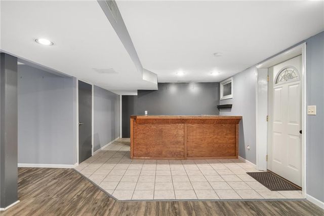 8505 Ward Parkway, Kansas City, MO 64114
