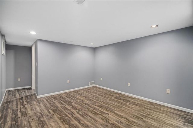 8505 Ward Parkway, Kansas City, MO 64114