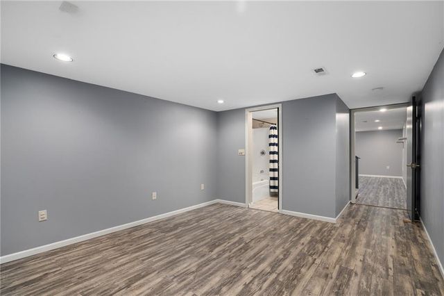 8505 Ward Parkway, Kansas City, MO 64114