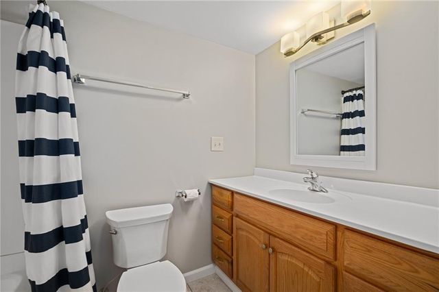 8505 Ward Parkway, Kansas City, MO 64114