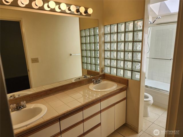 3605 93rd Avenue SE, Mercer Island, WA 98040