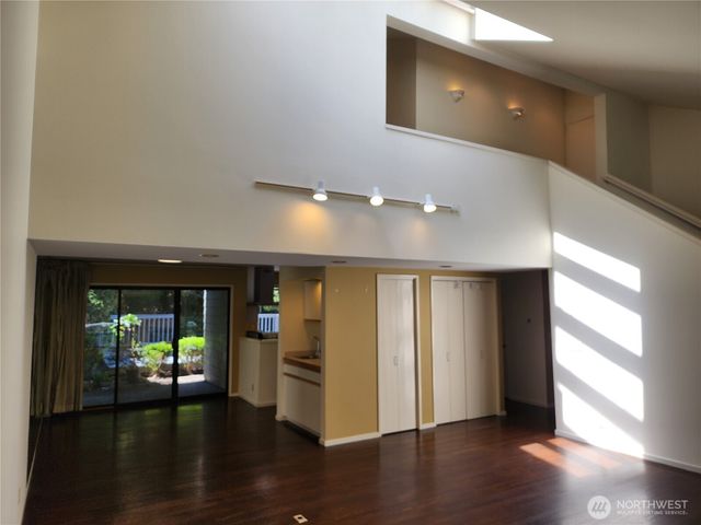3605 93rd Avenue SE, Mercer Island, WA 98040
