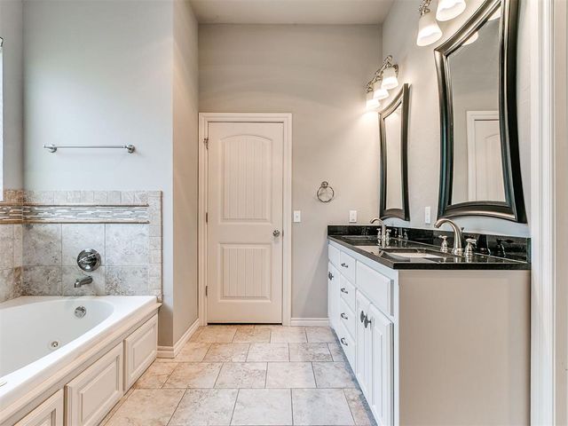 921 Siena Springs Drive, Norman, OK 73071